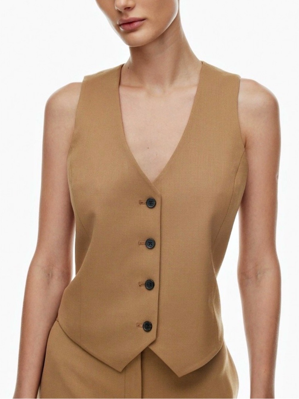Aritzia Barbaton Camel Vest size 6 / Medium